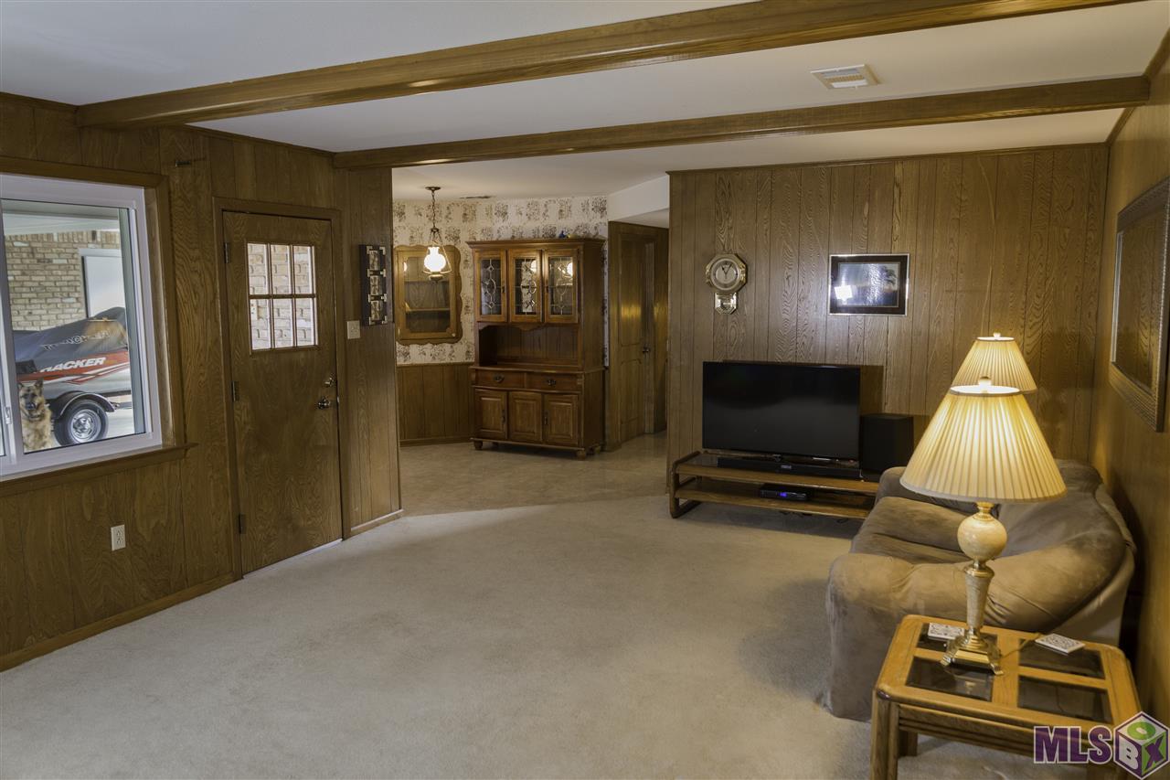1167 Aurora Place Baton Rouge, LA 70806 - Photo 17 of 17 Livingroom