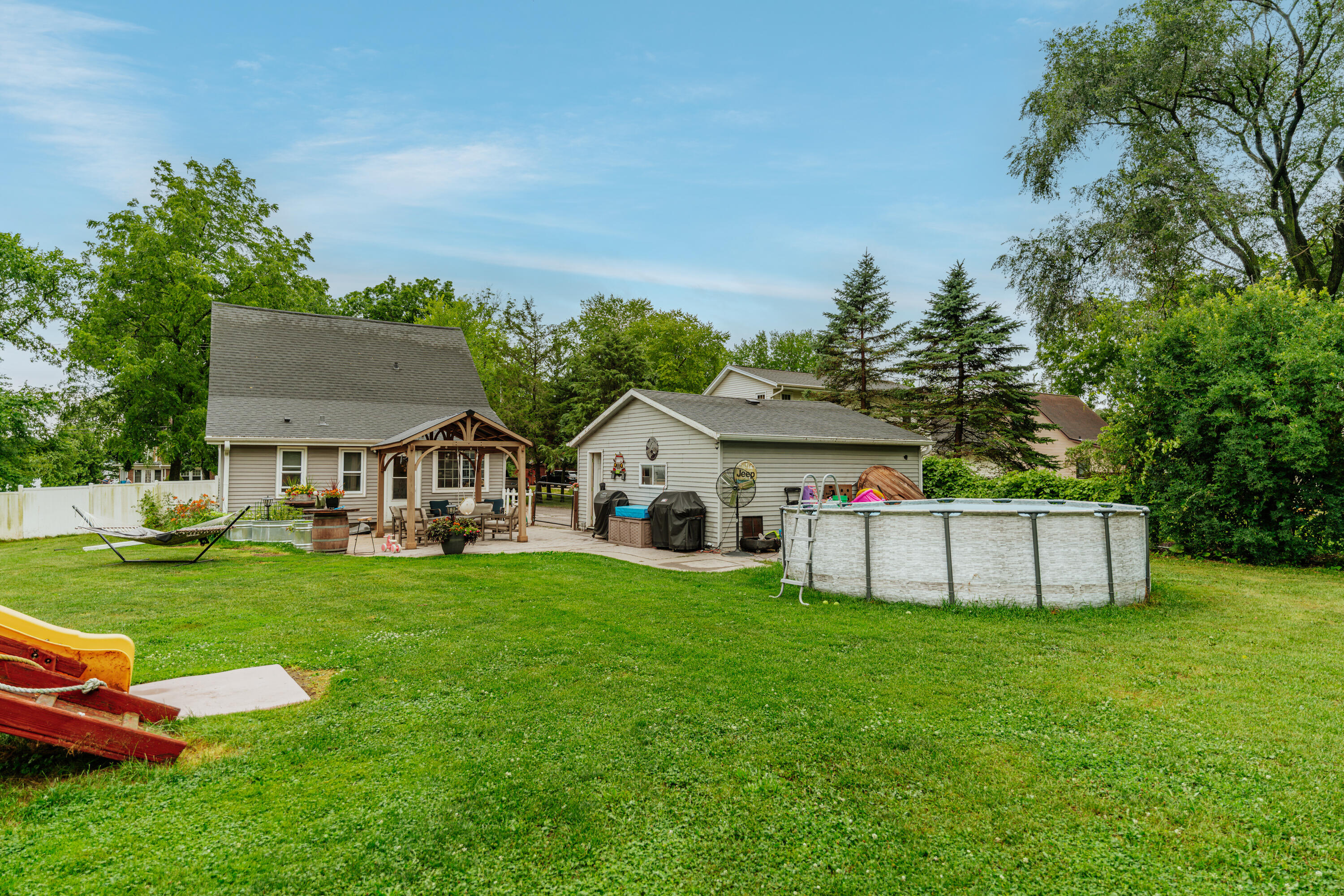26114 West Loomis Road Norway, WI 53185 - Photo 32 of 38 26114 W Loomis Rd-32