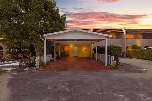 $470,596 | 7144 West 2nd Lane, Hialeah, FL 33014