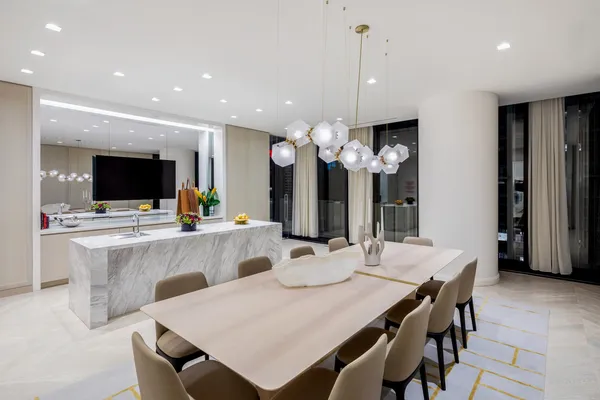 $2,475,000 | 138 East 50th Street, Unit 12C | Midtown East