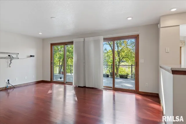 $825,000 | 12 Wedgewood Court, Taylorville, IL 62568