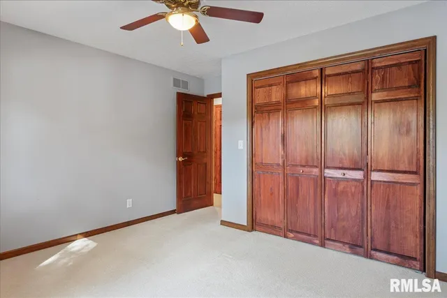 $825,000 | 12 Wedgewood Court, Taylorville, IL 62568