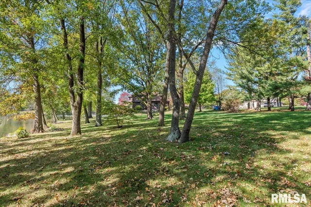 $825,000 | 12 Wedgewood Court, Taylorville, IL 62568