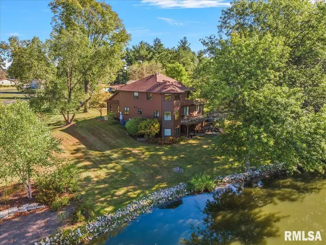 $825,000 | 12 Wedgewood Court, Taylorville, IL 62568