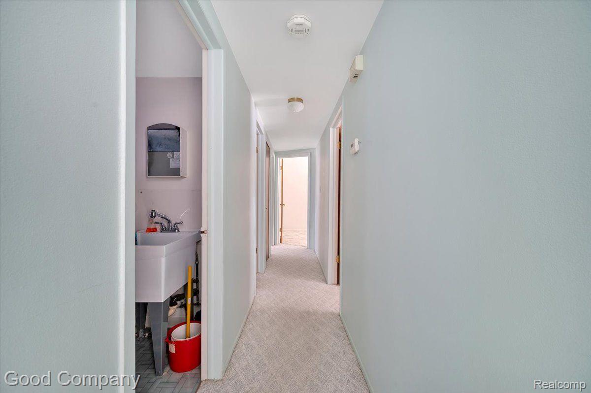 3060 Rockhaven Avenue Rochester, MI 48309 - Photo 14 of 23 Gallery Image 14