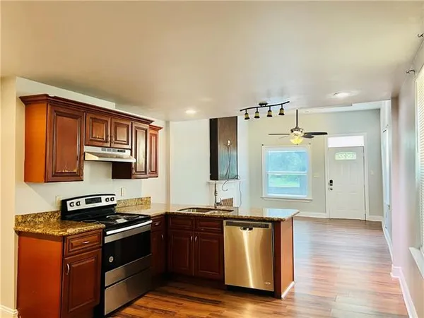 $1,900 | 2722 Martin Luther King Jr Boulevard, New Orleans, LA 70113