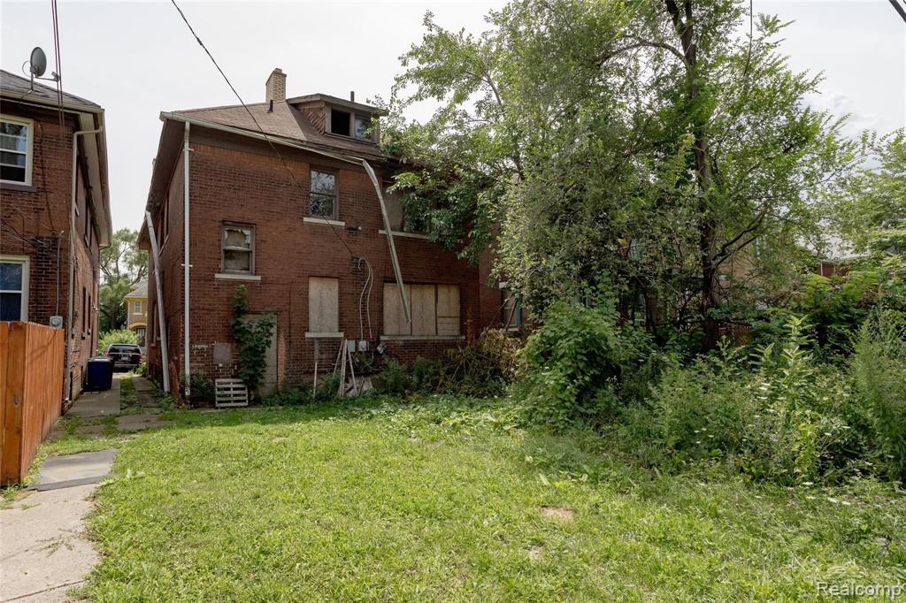 2016 Taylor Street Detroit, MI 48206 - Photo 3 of 7