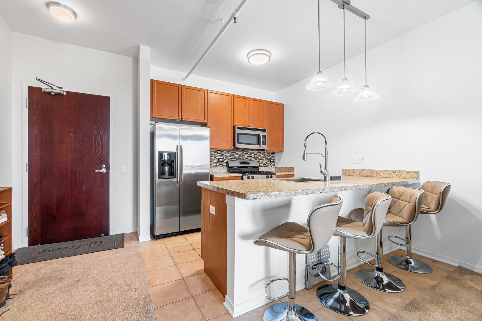 437 West Division Street, Unit 814 Chicago, IL 60610 - Photo 12 of 19