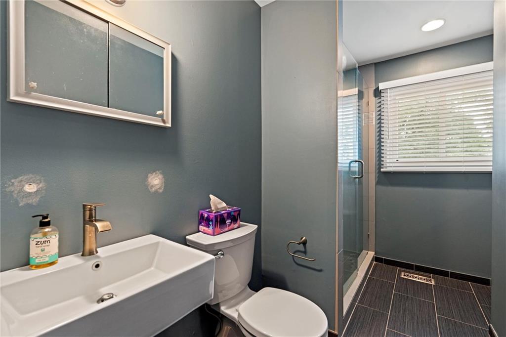 6105 East 152nd Street Grandview, MO 64030 - Photo 20 of 34