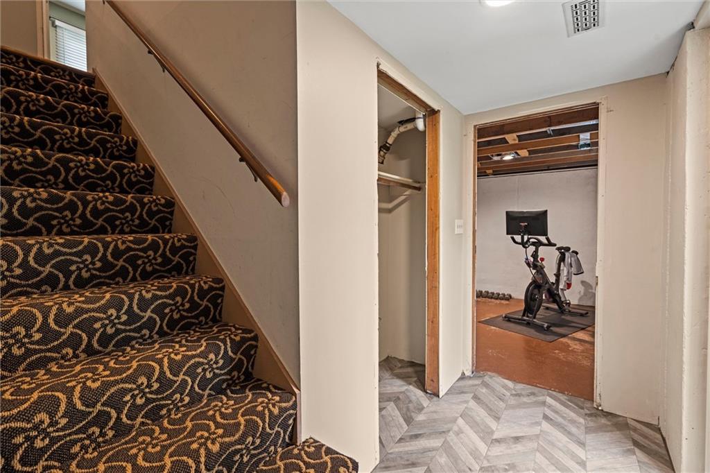 6105 East 152nd Street Grandview, MO 64030 - Photo 21 of 34