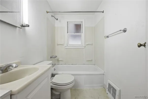$119,900 | 136 Tyler Street, Buffalo, NY 14214