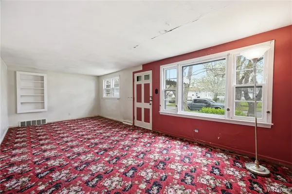 $119,900 | 136 Tyler Street, Buffalo, NY 14214