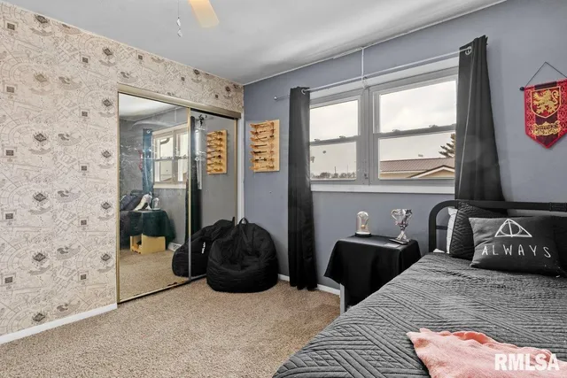 $260,000 | 50 Birch Lane, Williamsville, IL 62693