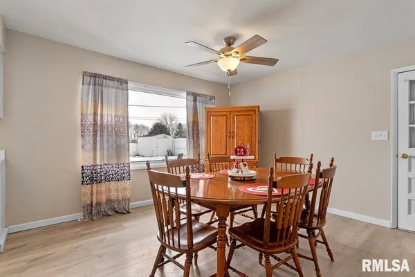 $260,000 | 50 Birch Lane, Williamsville, IL 62693