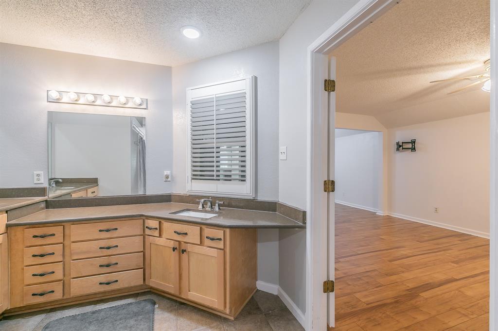 400 South Fielder Road Arlington, TX 76013 - Photo 24 of 40 Gallery Image 24