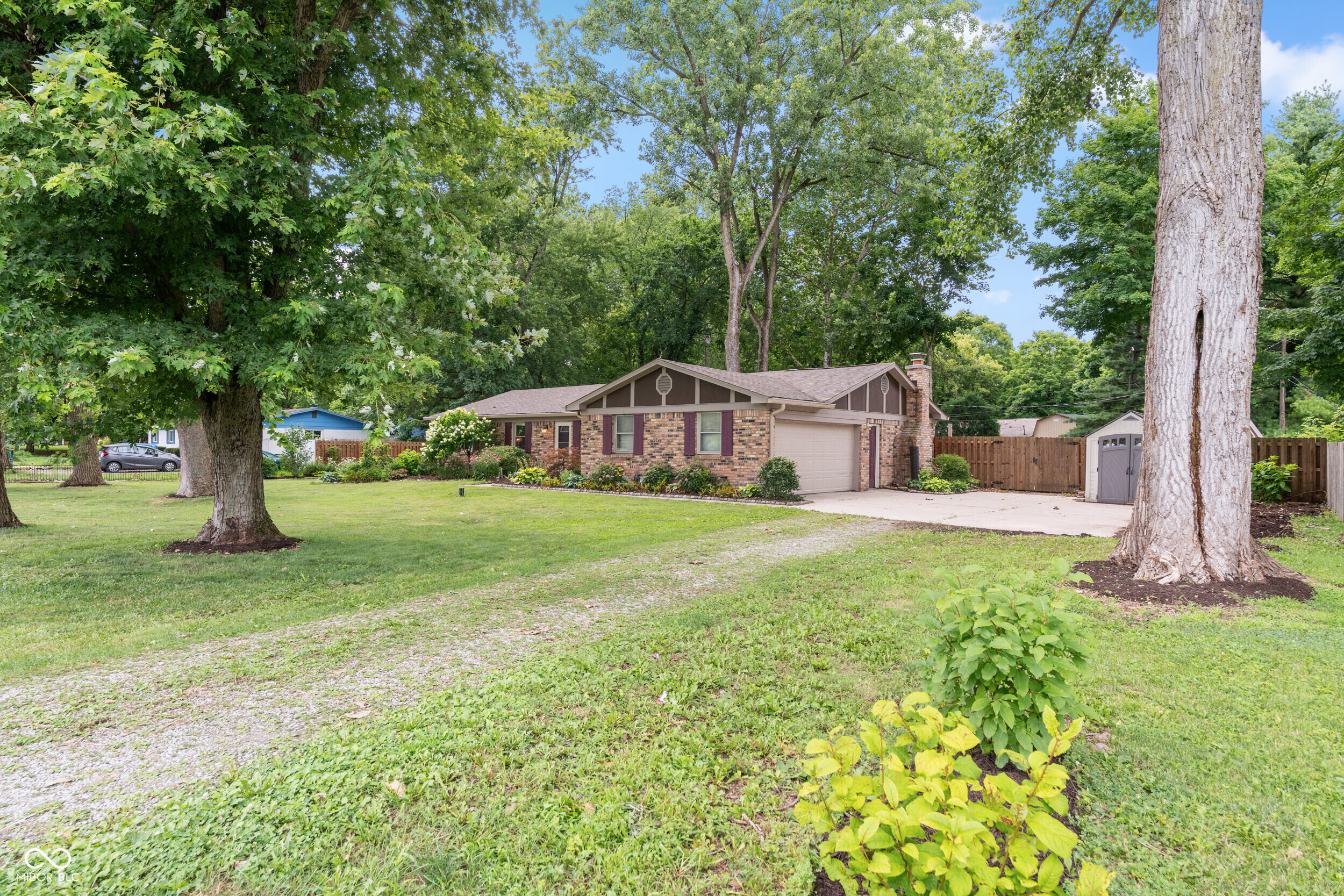 11924 River Road Carmel, IN 46033 - Photo 2 of 41 Gallery Image 2