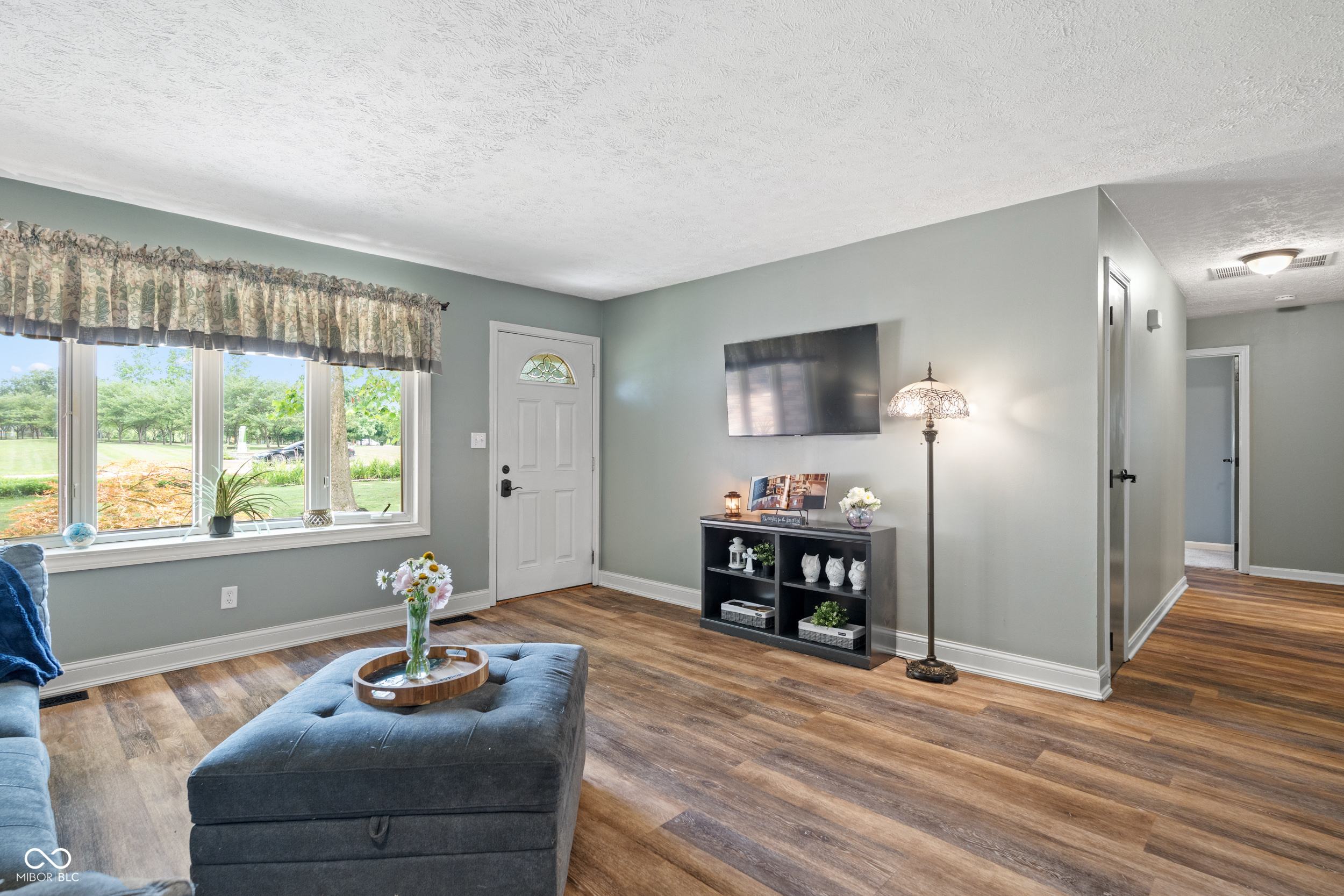 11924 River Road Carmel, IN 46033 - Photo 7 of 41 Gallery Image 7