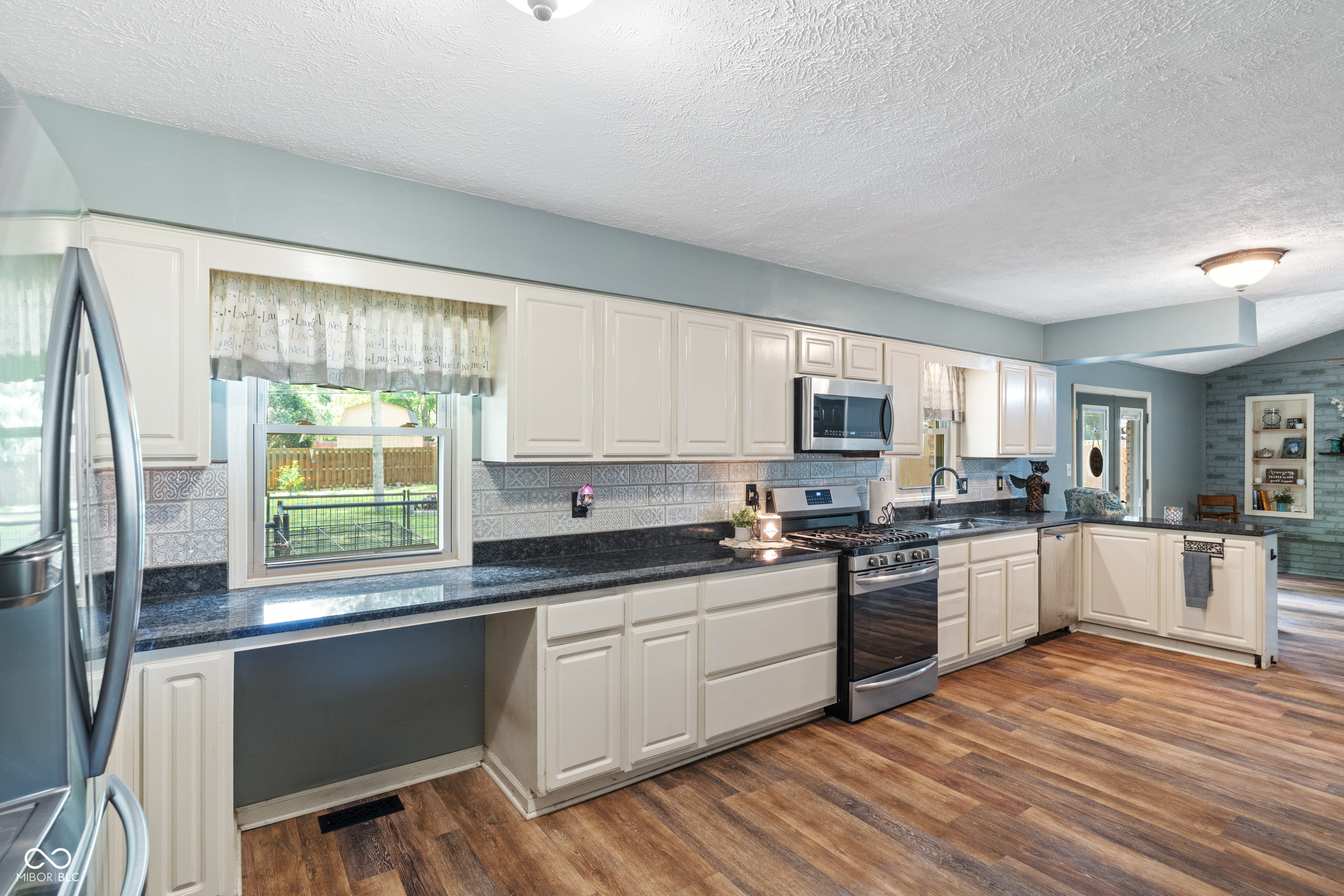 11924 River Road Carmel, IN 46033 - Photo 8 of 41 Gallery Image 8