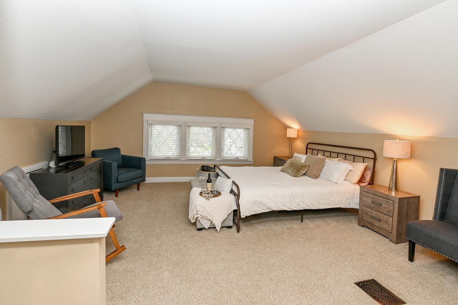 2830 Madison Road Cincinnati, OH 45209 - Photo 23 of 32 Gallery Image 23