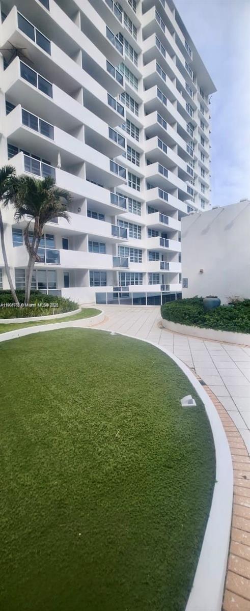 100 Lincoln Road, Unit 1626 Miami Beach, FL 33139 - Photo 31 of 43 a view of building with outdoor space