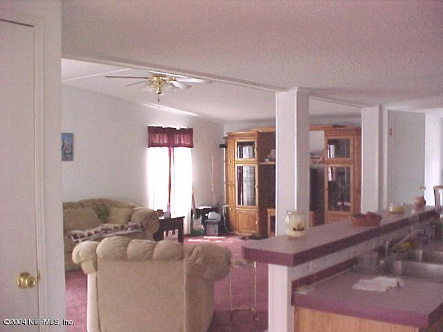 2315 Cricket Road Middleburg, FL 32068 - Photo 4 of 6 Family Room