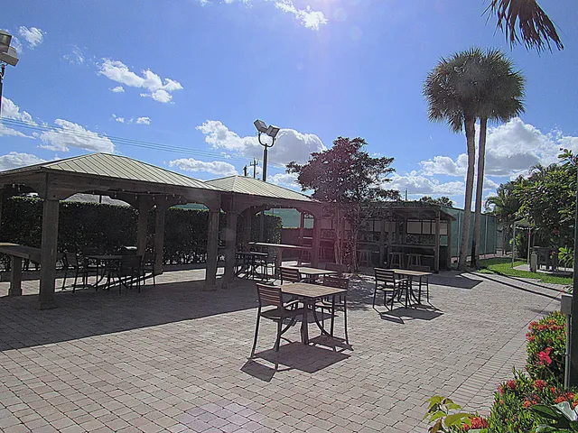 $1,850 | 120 Lake Meryl Drive, Unit 224, West Palm Beach, FL 33411