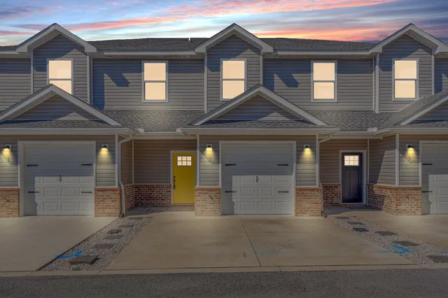 $345,000 | 2 Praiseworthy Drive, Valparaiso, FL 32580