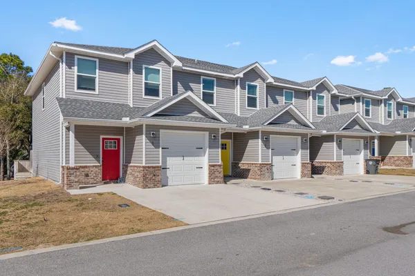 $338,000 | 2 Praiseworthy Drive, Valparaiso, FL 32580