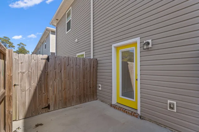 $345,000 | 2 Praiseworthy Drive, Valparaiso, FL 32580