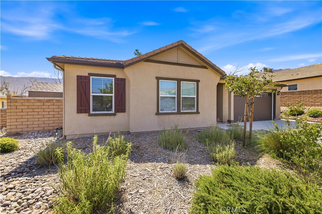 8188 Country Mile Lane Riverside, CA 92507 - Photo 4 of 37