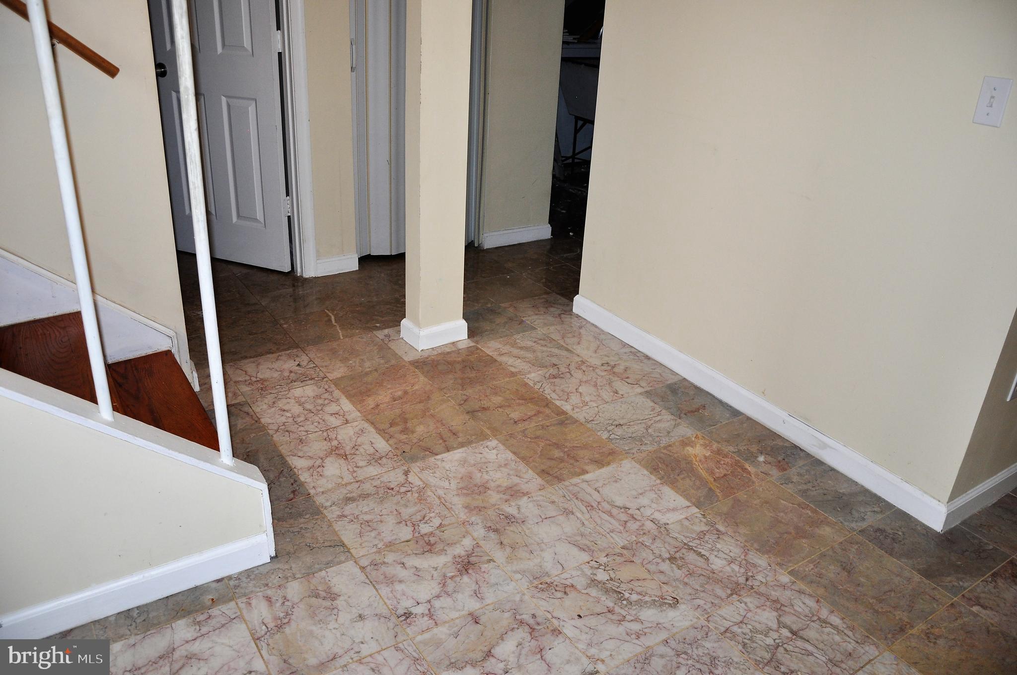 705 Crosby Road Baltimore, MD 21228 - Photo 30 of 37 a view of an entryway
