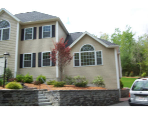 476 Middle Road Haverhill, MA 01830 - Photo 9 of 17 Gallery Image 9
