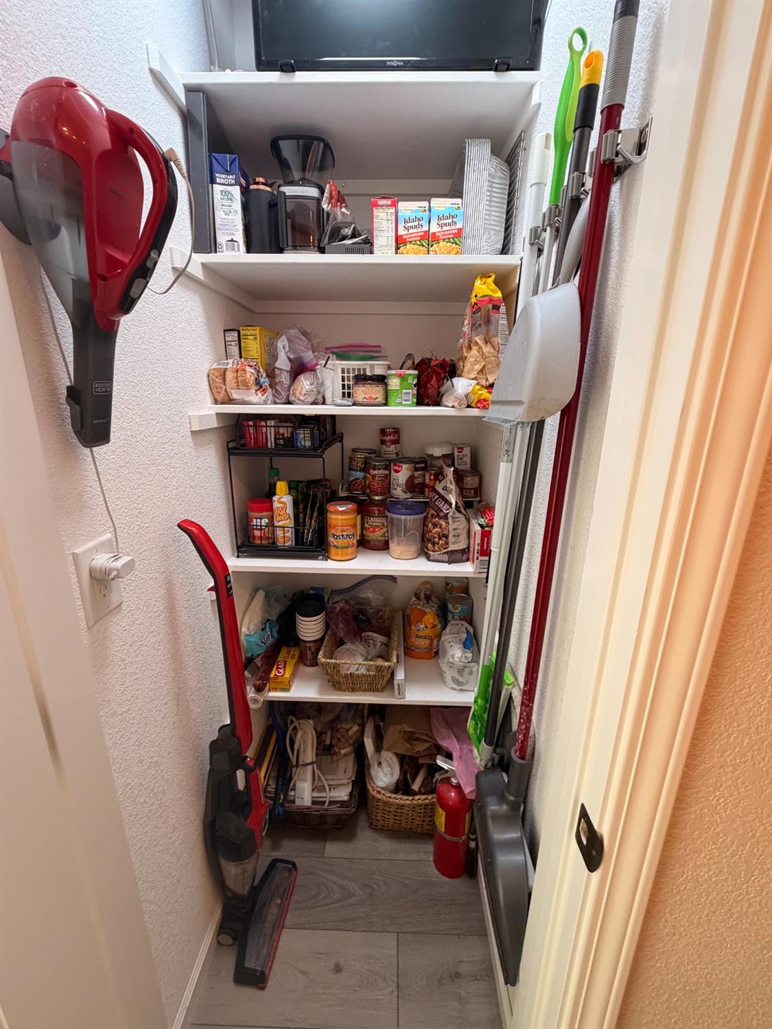 2021 Cedarville Road Somerset, CA 95684 - Photo 18 of 51