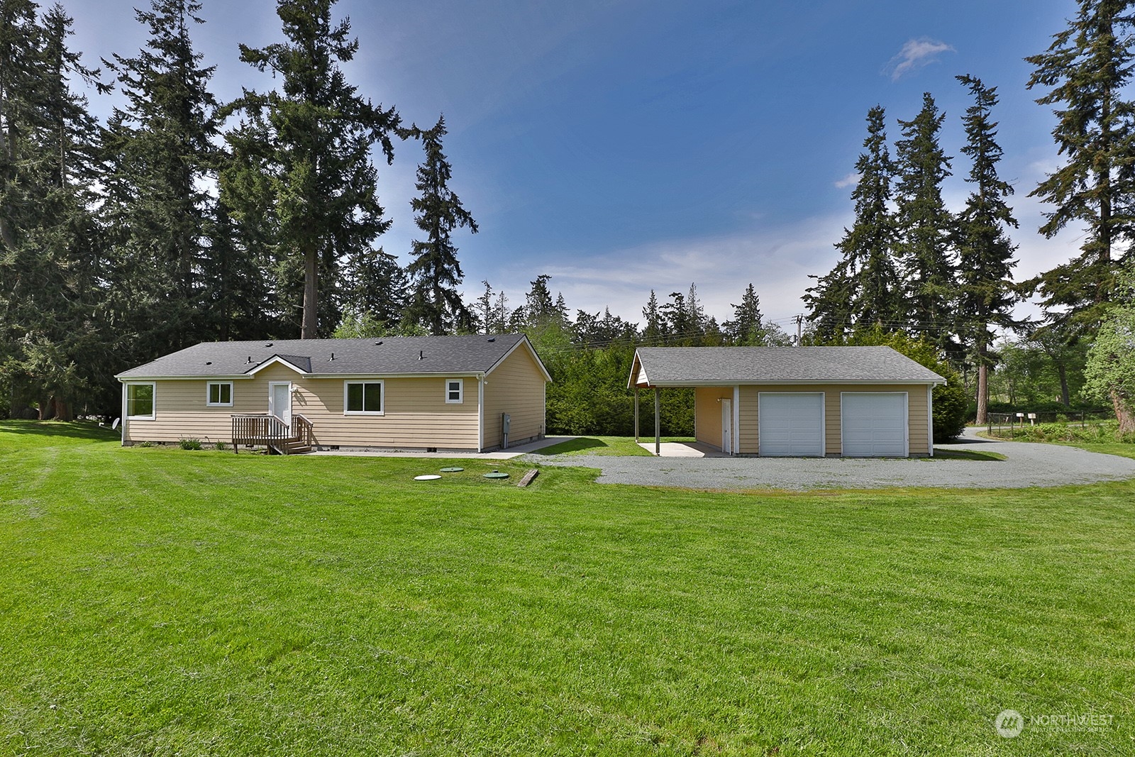 5793 Fish Road Freeland, WA 98249 - Photo 3 of 37