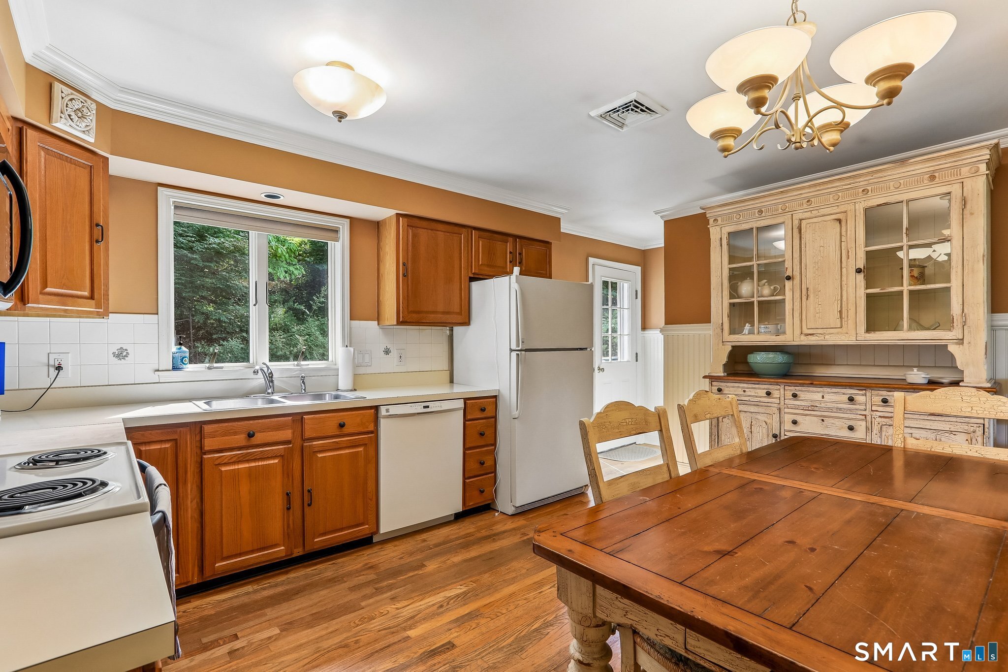 1 Sylvan Road Danbury, CT 06811 - Photo 4 of 25