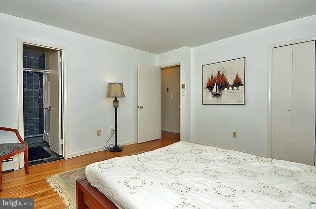 8520 Riverside Road Alexandria, VA 22308 - Photo 3 of 30 Master Bedroom