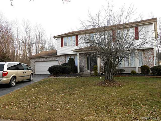 39 Inverness Circle Amherst, NY 14051 - Photo 1 of 1 Exterior Front