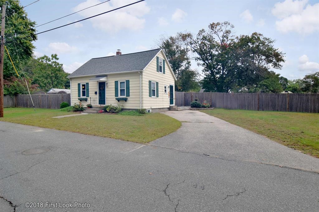 112 Milton Road Warwick, RI 02888 - Photo 22 of 28 Gallery Image 22