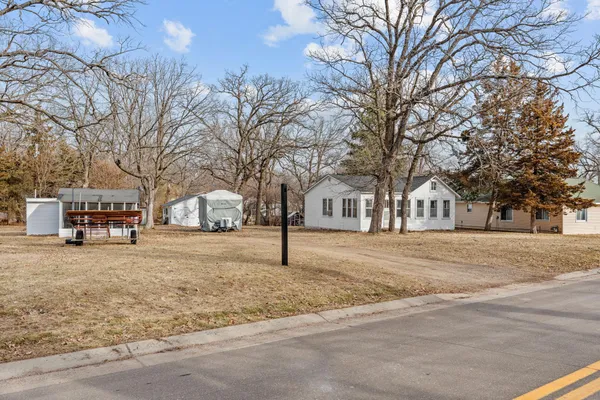$350,000 | 220 Euclid Avenue, Big Lake, MN 55309