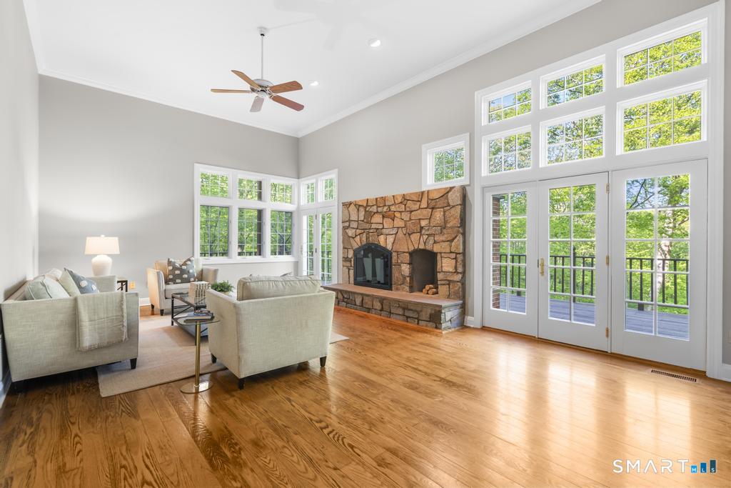 324 Nod Hill Road Wilton, CT 06897 - Photo 12 of 39