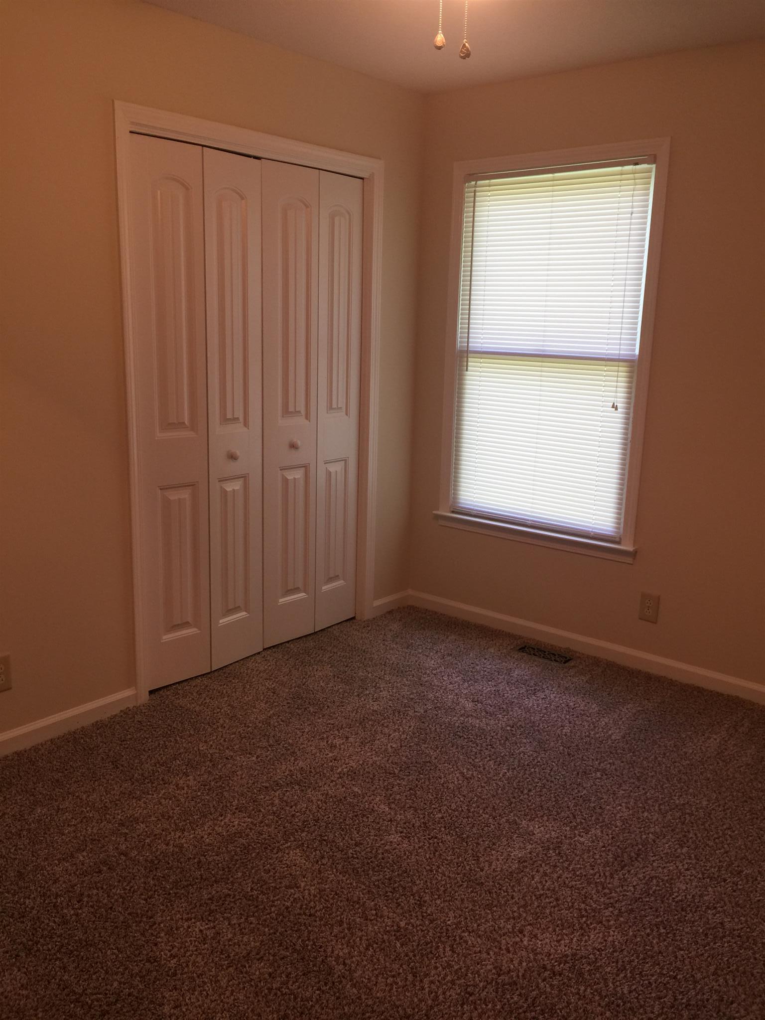 203 Quail Ridge Road Clarksville, TN 37042 - Photo 18 of 30 Bedroom 2. has large closet!