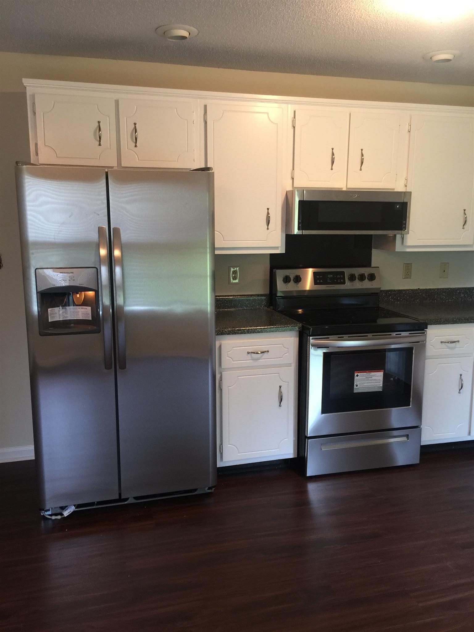 203 Quail Ridge Road Clarksville, TN 37042 - Photo 9 of 30 Freshly painted cabinets with new hardware!!!!