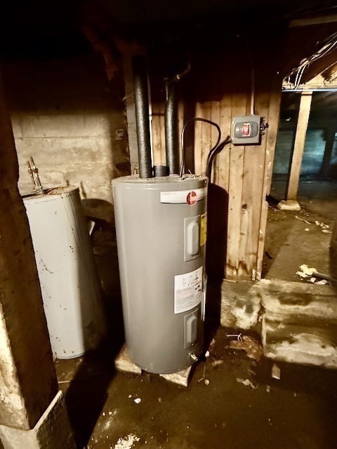 604 Main Road Granville, MA 01034 - Photo 33 of 36 a view of a storage & utility room