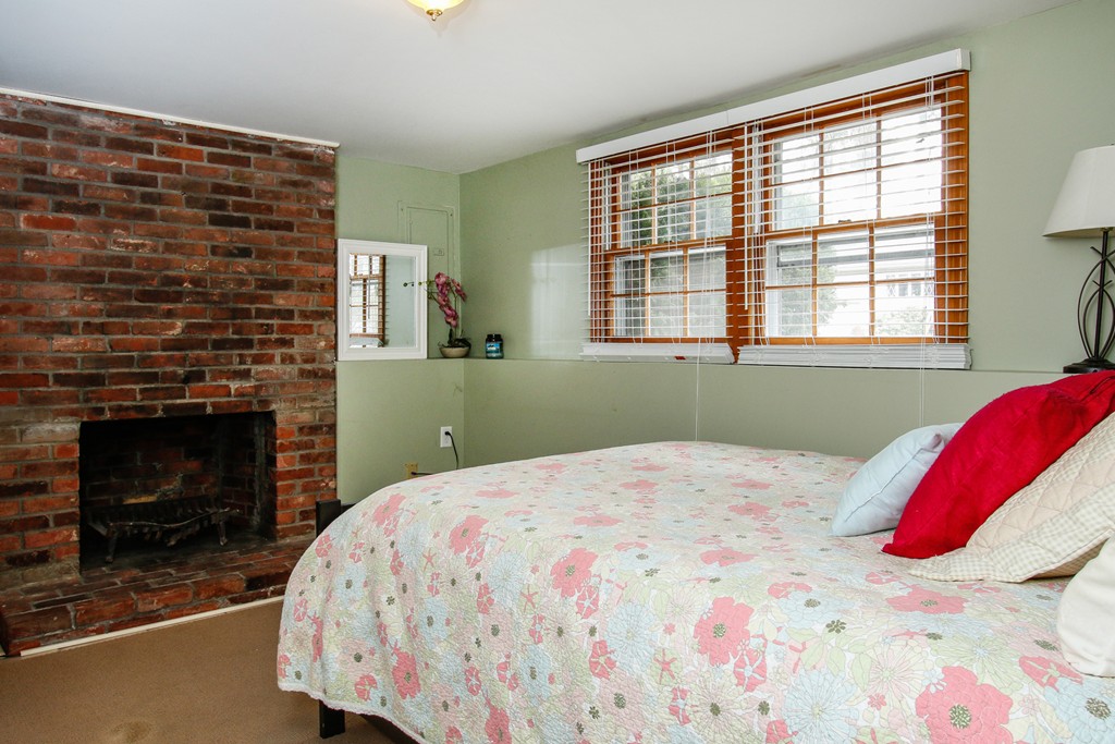 33 Donald Road Burlington, MA 01803 - Photo 16 of 24 Gallery Image 16