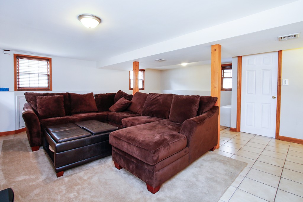 33 Donald Road Burlington, MA 01803 - Photo 19 of 24 Gallery Image 19