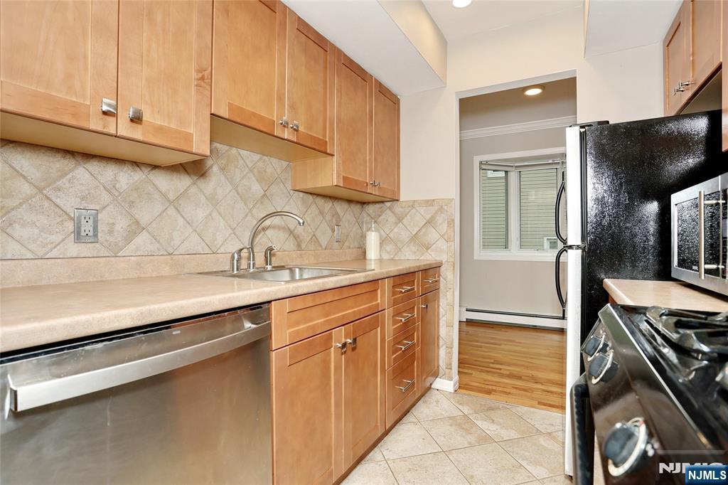 120 Hackensack Street Wood-Ridge, NJ 07075 - Photo 6 of 24