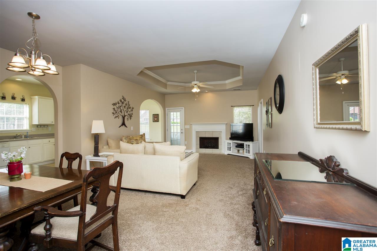 1013 Daventry Way Calera, AL 35040 - Photo 4 of 16