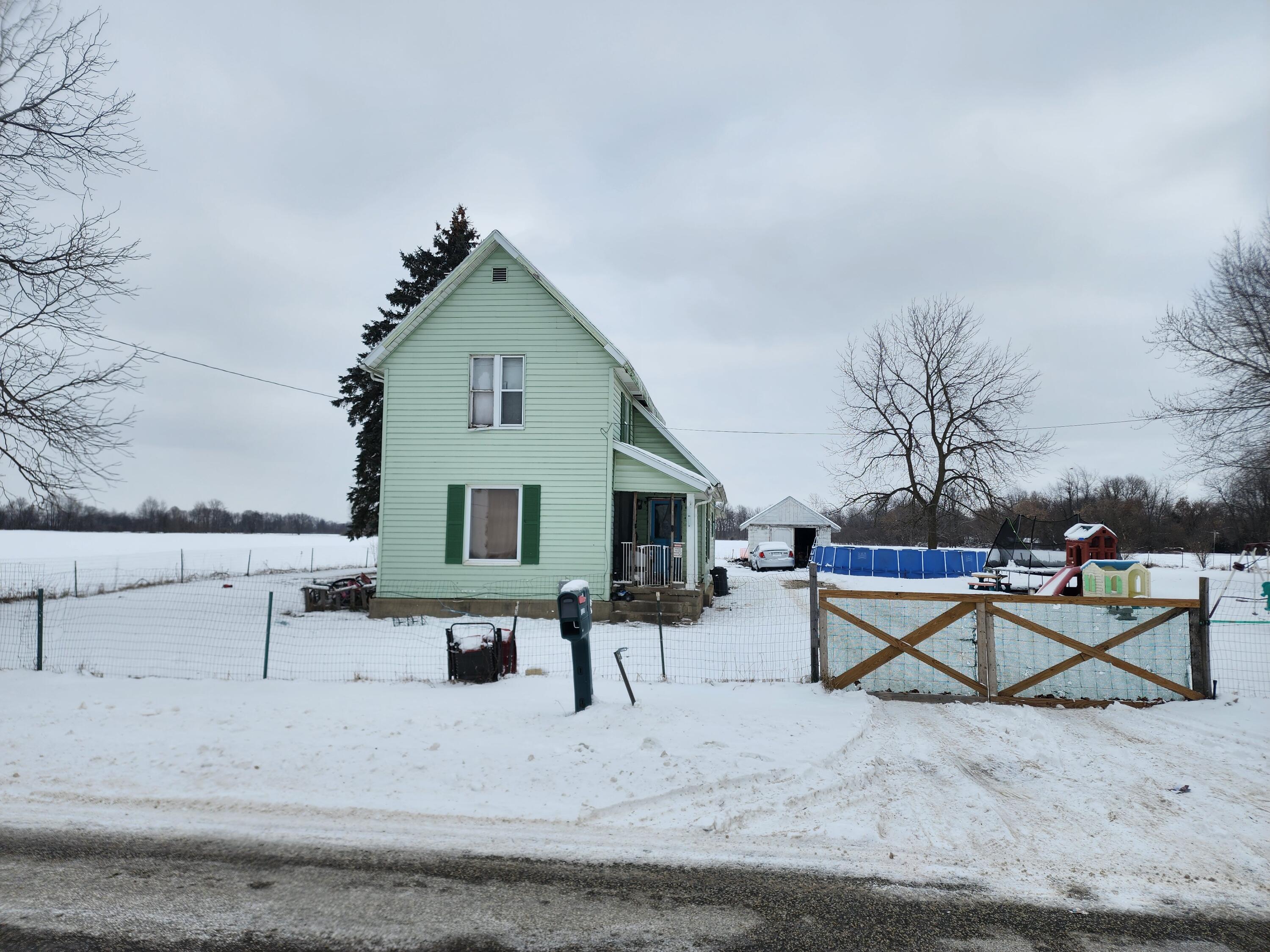 3915 South Ruess Road Owosso, MI 48867 - Photo 1 of 40 20240116_142639