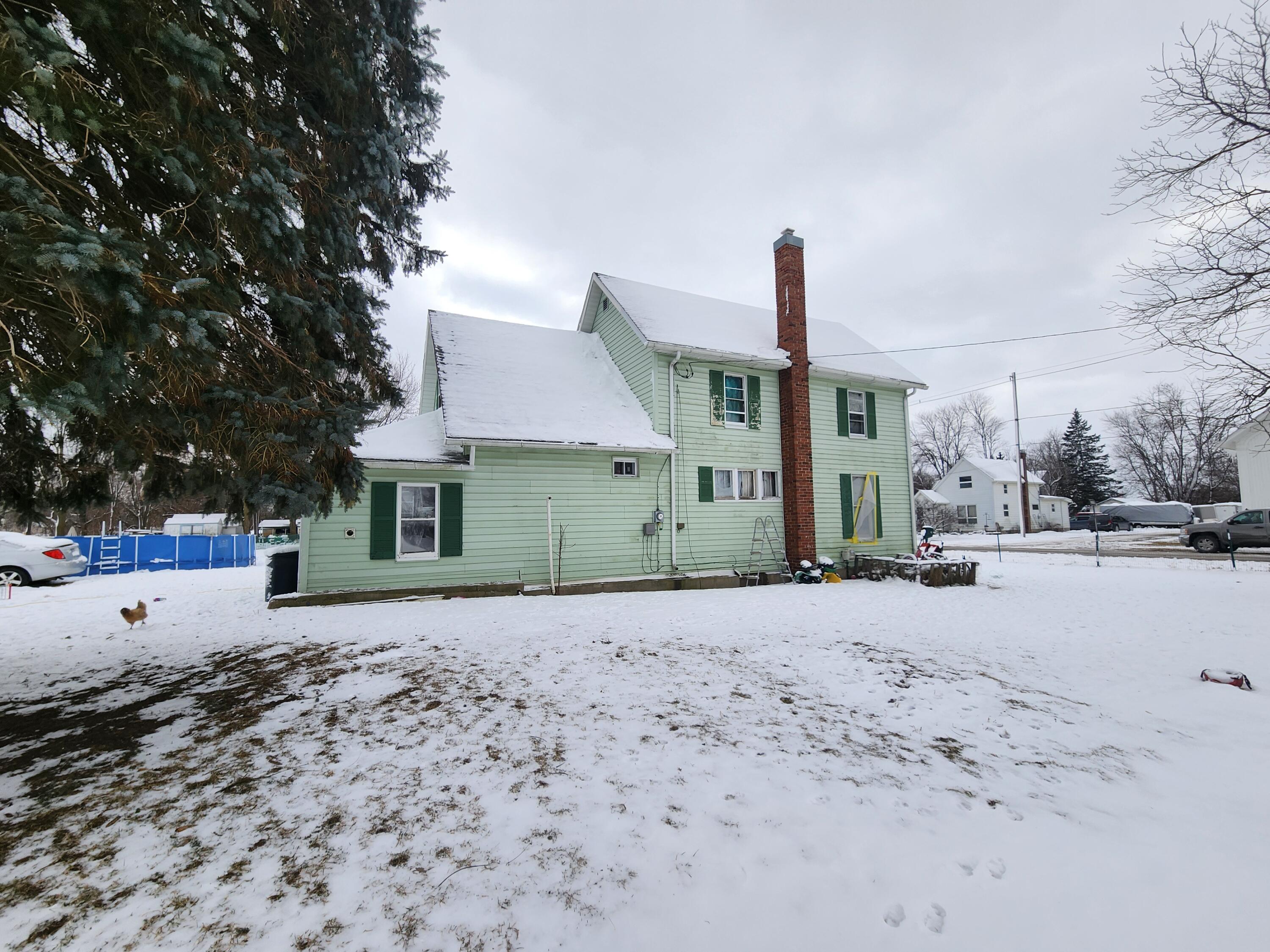 3915 South Ruess Road Owosso, MI 48867 - Photo 5 of 40 20240116_142926