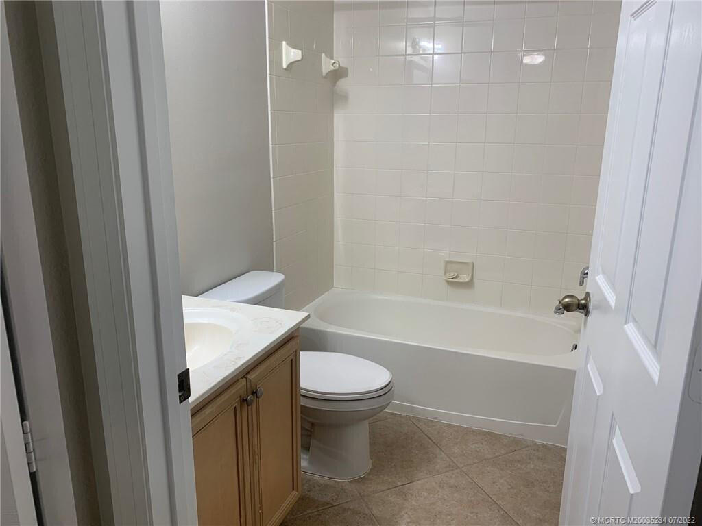 4358 Southeast Graham Drive Stuart, FL 34997 - Photo 13 of 19 Second Bathroom